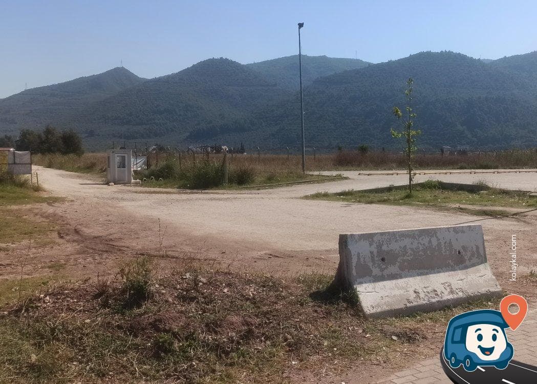 İznik Gölü Ücretli Otopark ve Kamp Alanı - Gemli̇k, Bursa, foto 2