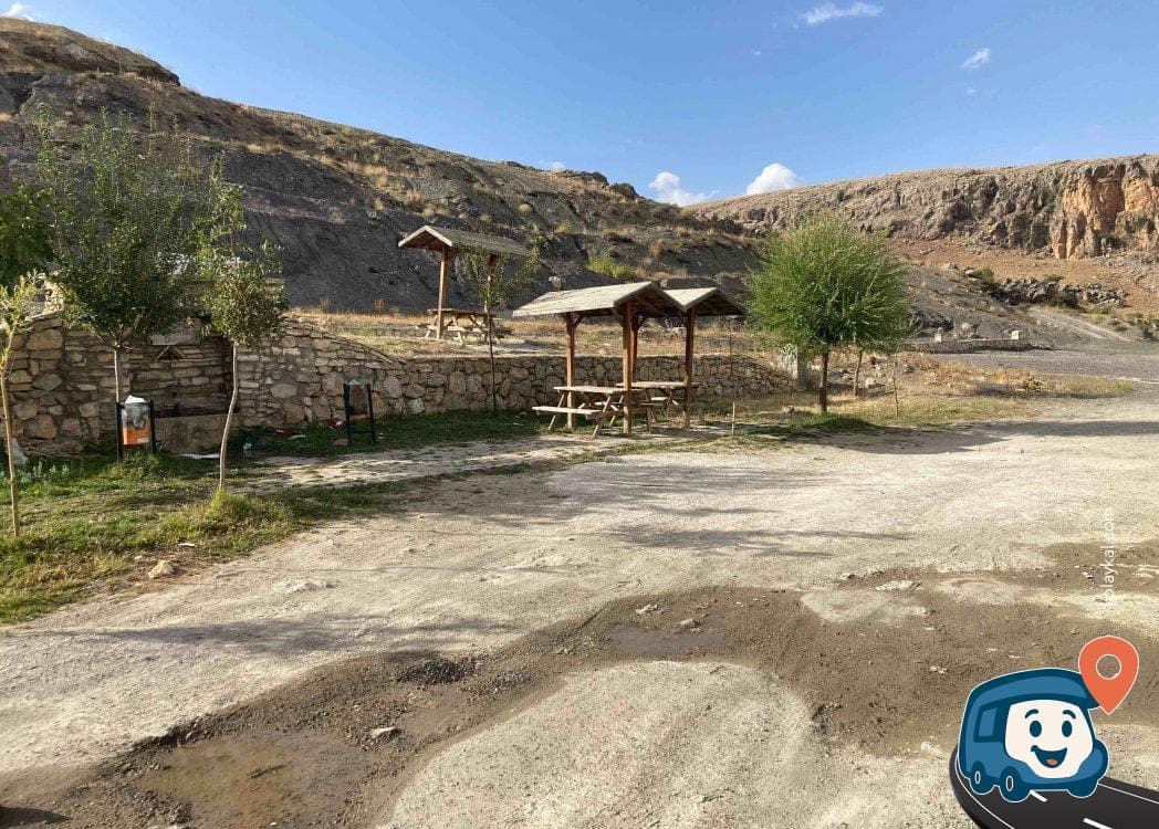 Gelendost Yolunda Mola Noktası - Isparta, foto 2