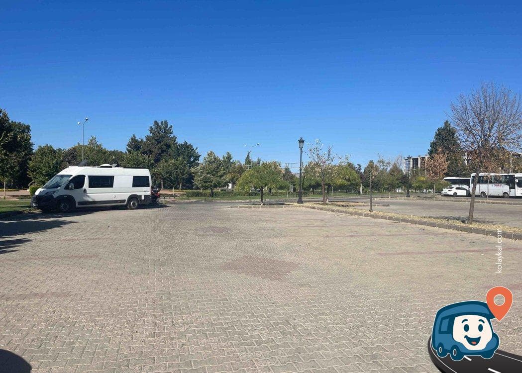 Park İçi Ücretsiz Otopark - Şehitkamil, Gaziantep, foto 1