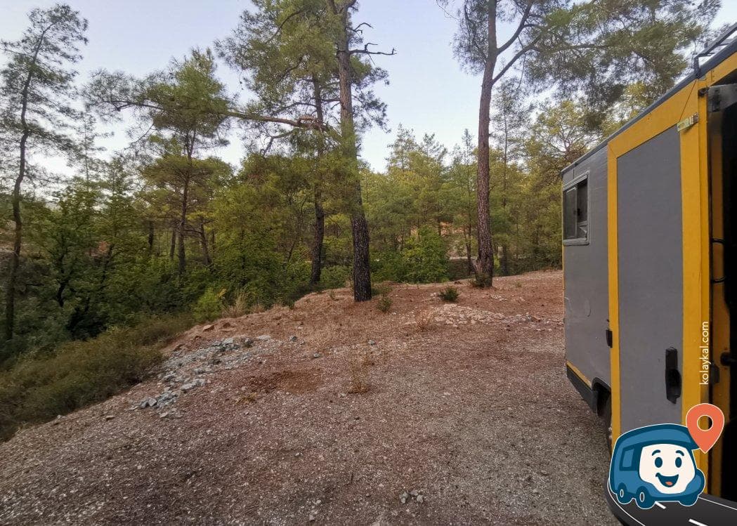 D400 Yakını Orman İçi Kamp Alanı - Fethiye, Muğla, foto 2