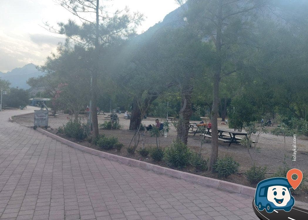 Konyaaltı Plajı Piknik Alanı - Antalya, foto 1