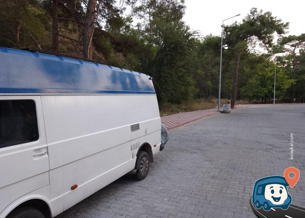 Yol Kenarı Gece Konaklama Otoparkı - Kemer, Antalya, foto 1
