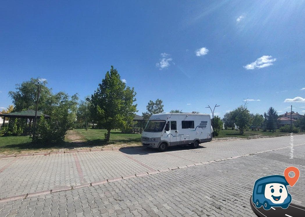 Gülsu Kır Bahçesi Piknik Alanı - Şarkışla, Sivas, foto 1