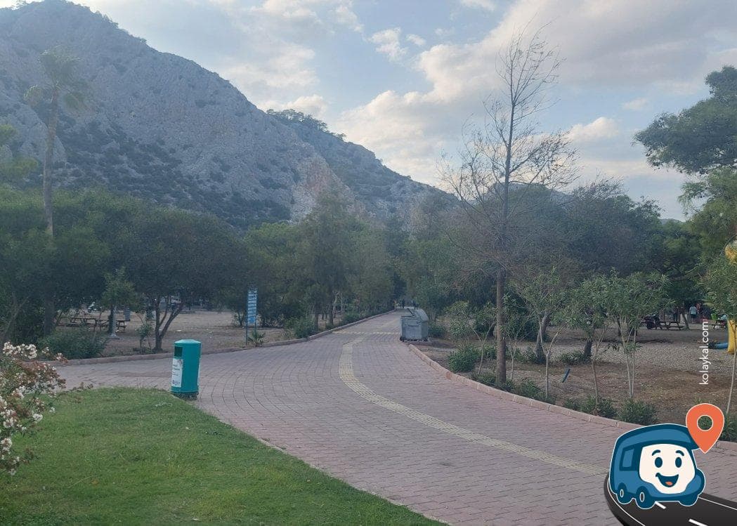 Konyaaltı Plajı Piknik Alanı - Antalya, foto 3