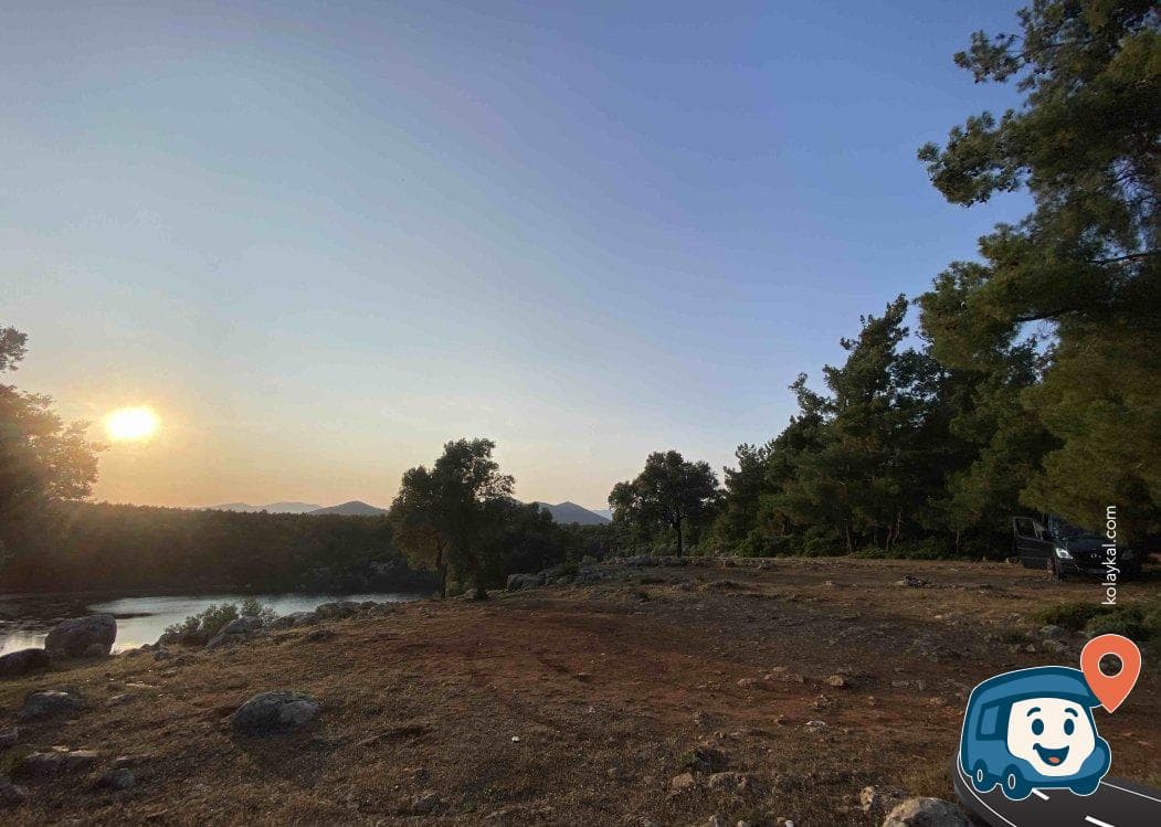 Krater Gölü Yanı Kamp Alanı - Milas, Muğla, foto 2