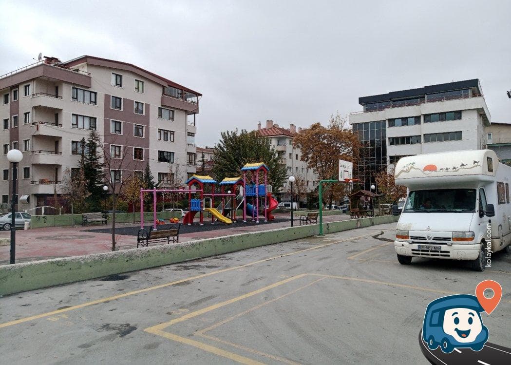 Ankara Tren İstasyonu Yakını Ücretsiz Otopark - Çankaya, foto 2