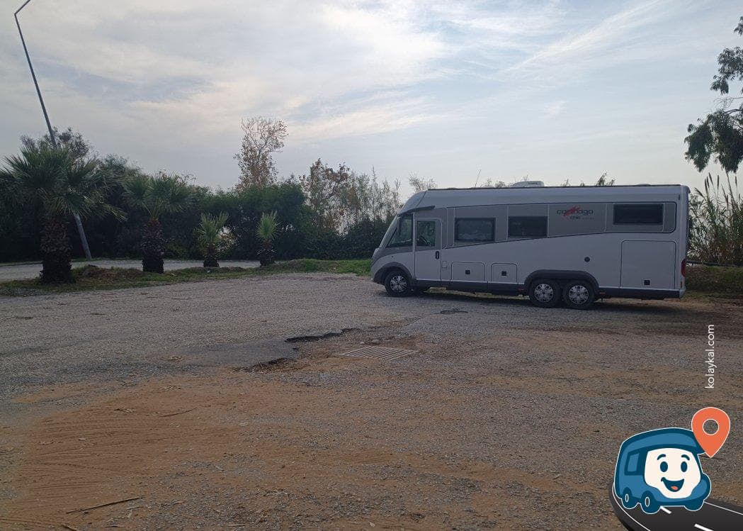 Sahil Kenarı Geceleme Otoparkı - Manavgat, Antalya, foto 1