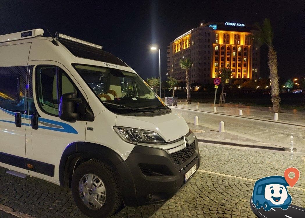 Antalya Konyaaltı Halk Plajı Otoparkı, foto 1