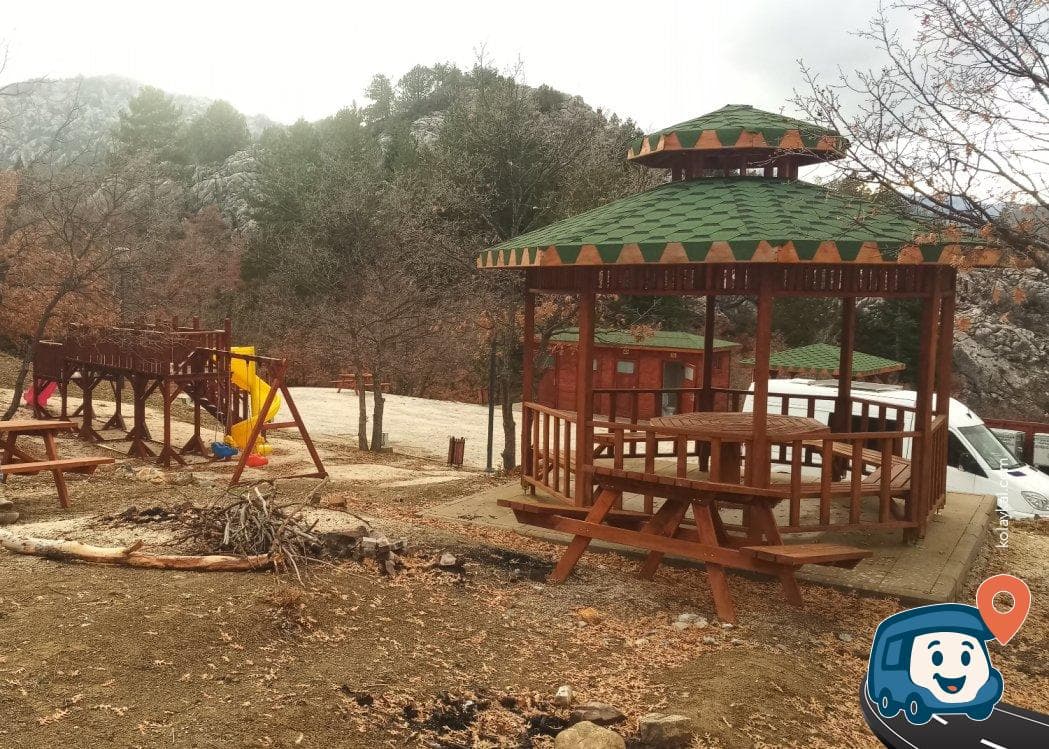 Çamlık Mağarası Piknik ve Kamp Alanı - Derebucak, Konya, foto 2