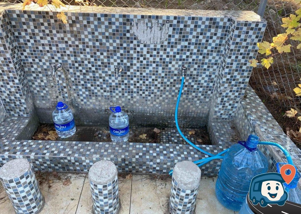 Kemer Mezarlığı Yanı Temiz Su Kaynağı - Antalya, foto 1