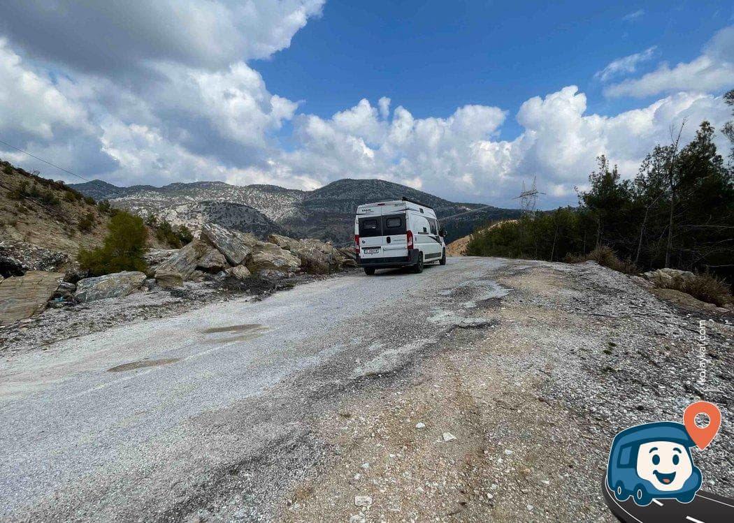 Terk Edilmiş Yol Üzerinde Park - Gündoğmuş, Antalya, foto 5