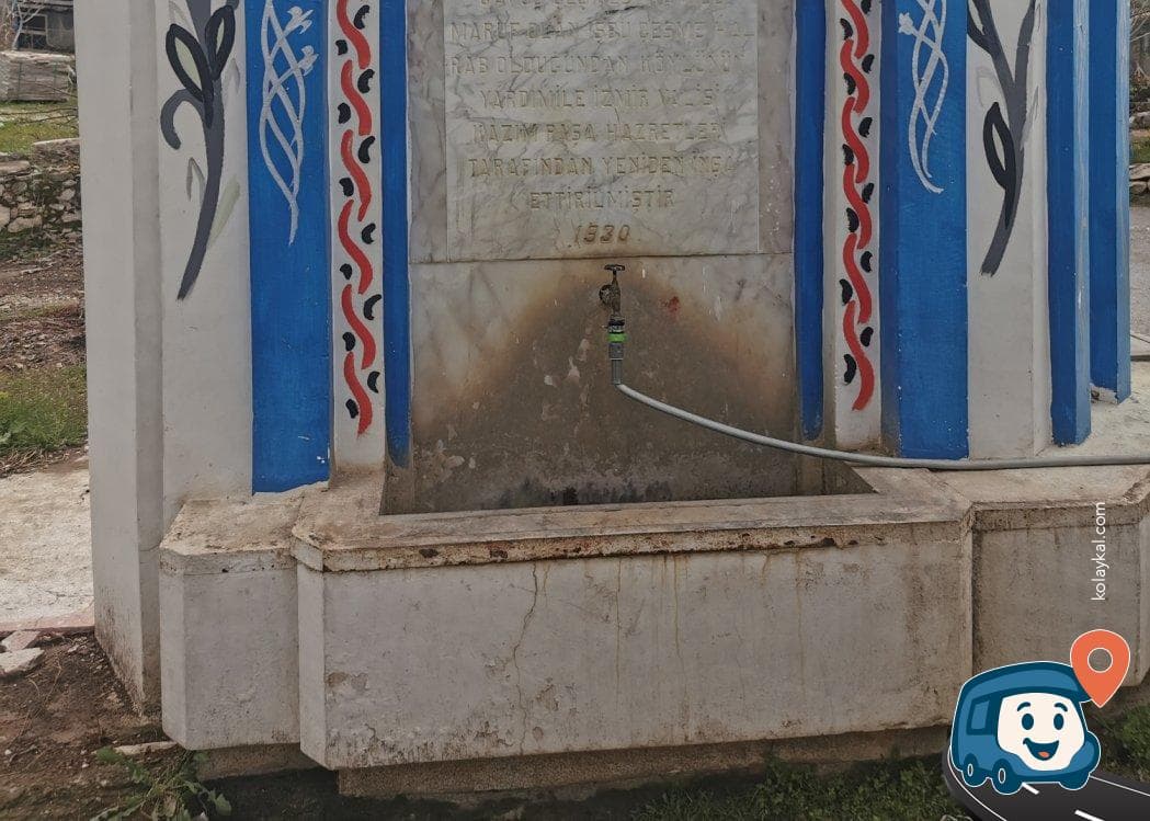 Tire Yakınlarında Yol Kenarı Su Kaynağı ve Park Yeri - İzmir, foto 1