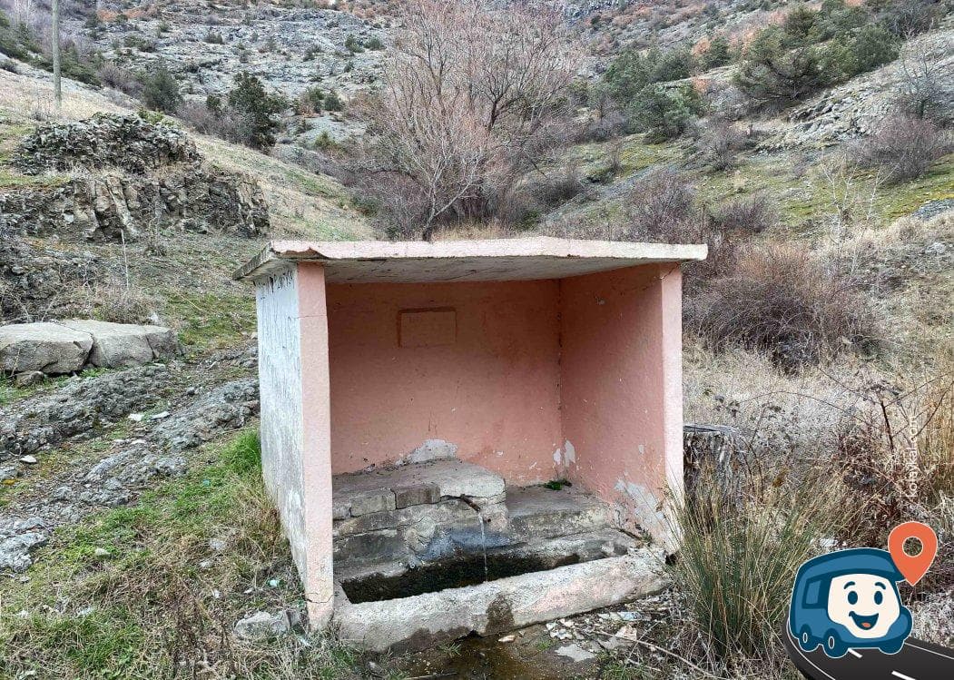 Yol Kenarı Dere Yanı Mola Noktası - Gümüşhane Merkez, Gümüşhane, foto 2