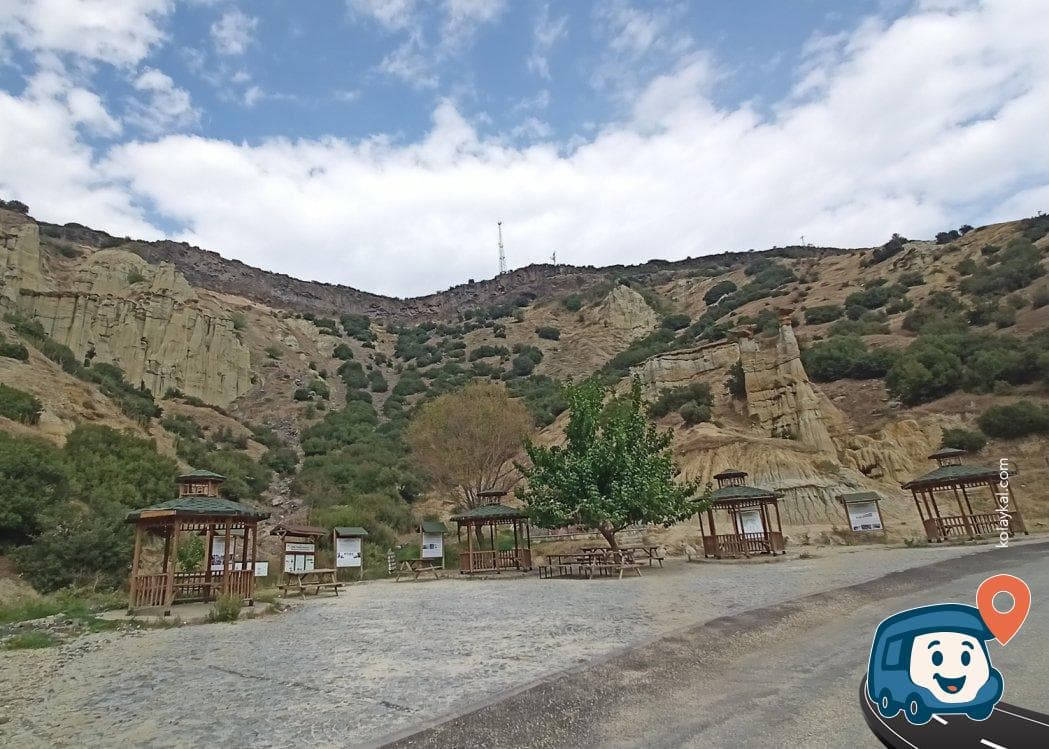 Otopark ve Su Kaynağı - Kula, Manisa, foto 2