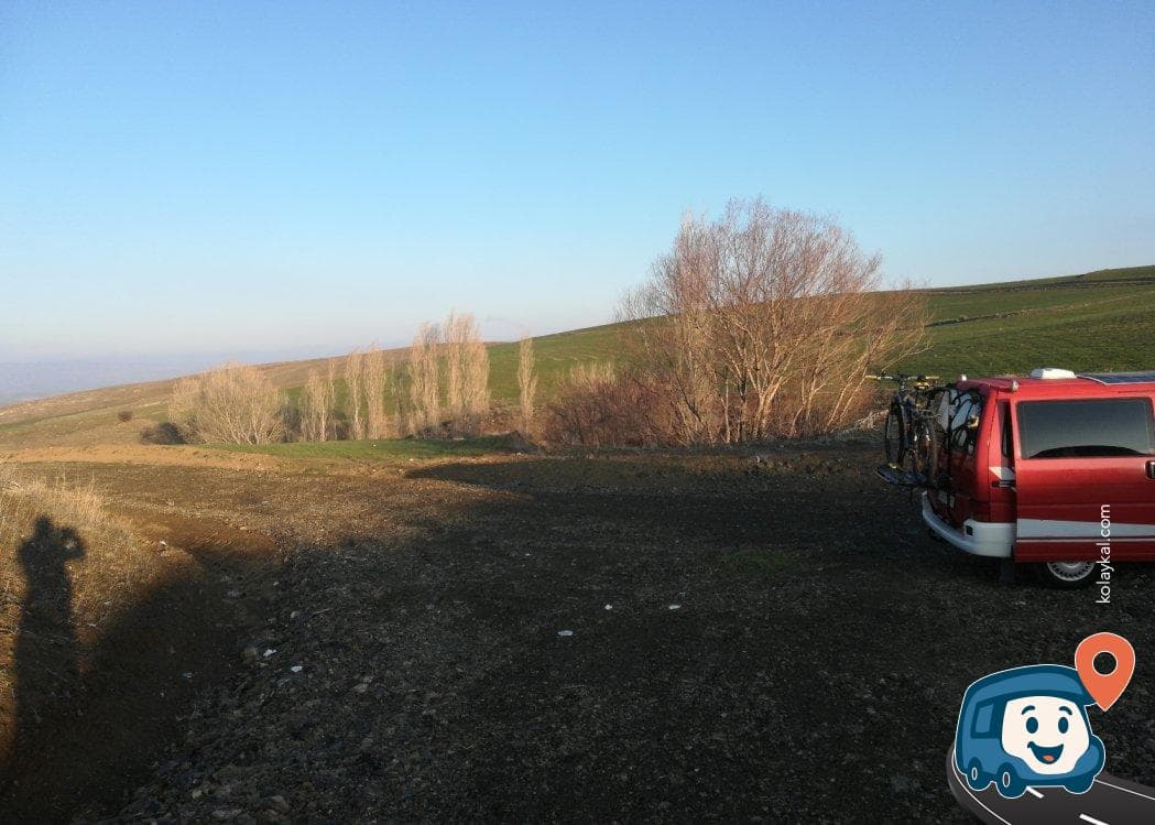Yol Üzeri Doğa ile İç İçe Mola Noktası - Şarkışla, Sivas, foto 1