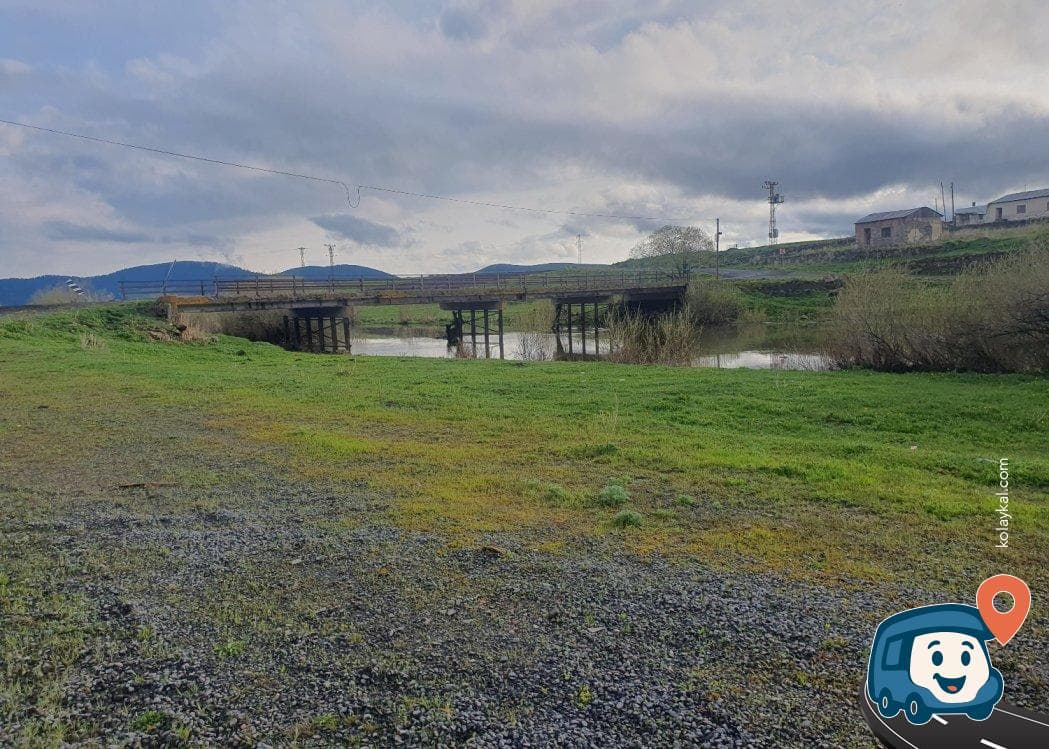 Kars Nehri Kenarı Kamp Alanı - Göle, Ardahan, foto 1