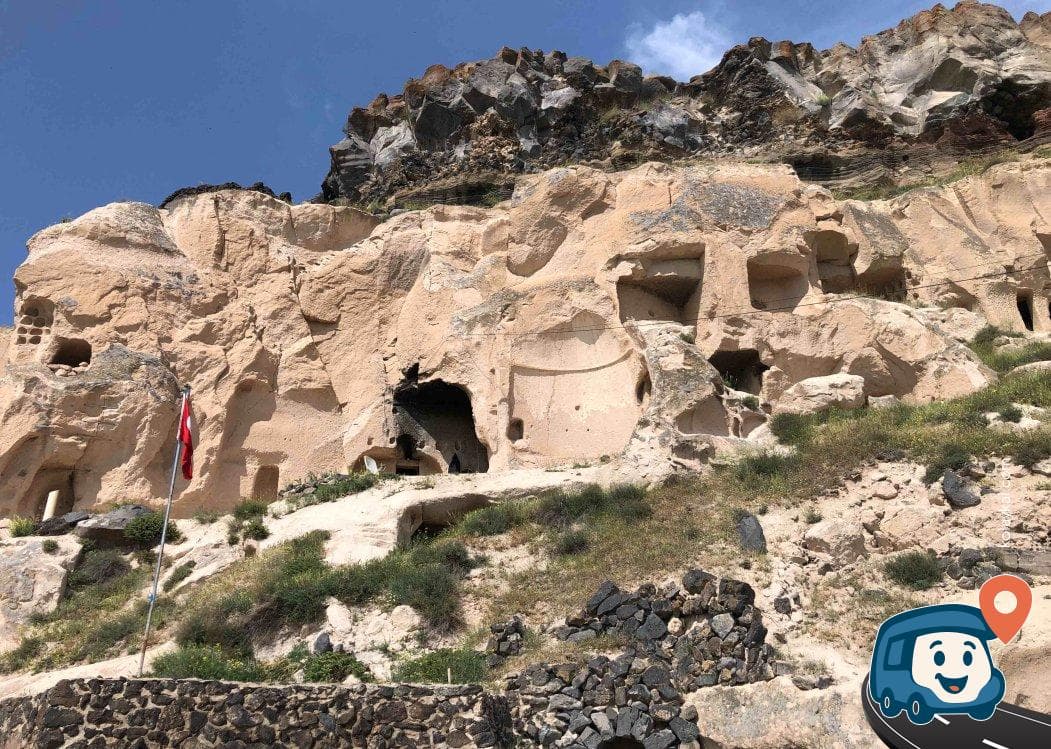 Tatlarin Yeraltı Şehri - Acıgöl, Nevşehir, foto 1