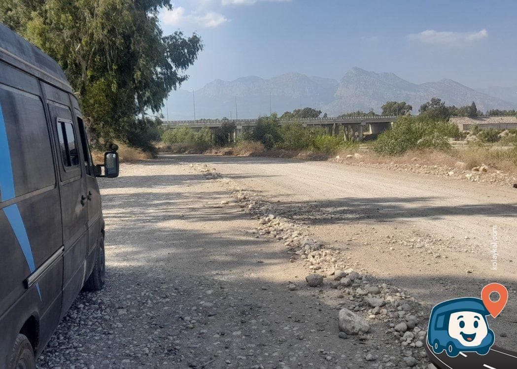 Antalya Yakınlarında Gölgelikli Kamp Alanı - Konyaaltı, foto 1