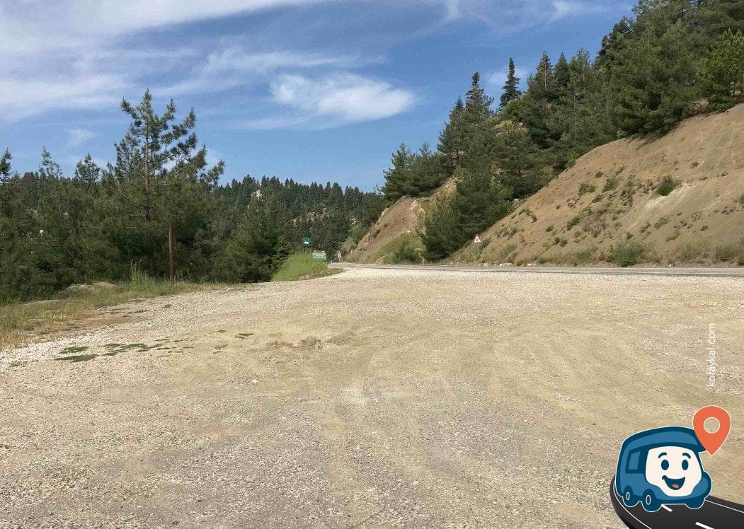 Göksun Baraj Gölü Kenarı Yol Üzeri Kamp Alanı - Onikişubat, Kahramanmaraş, foto 3