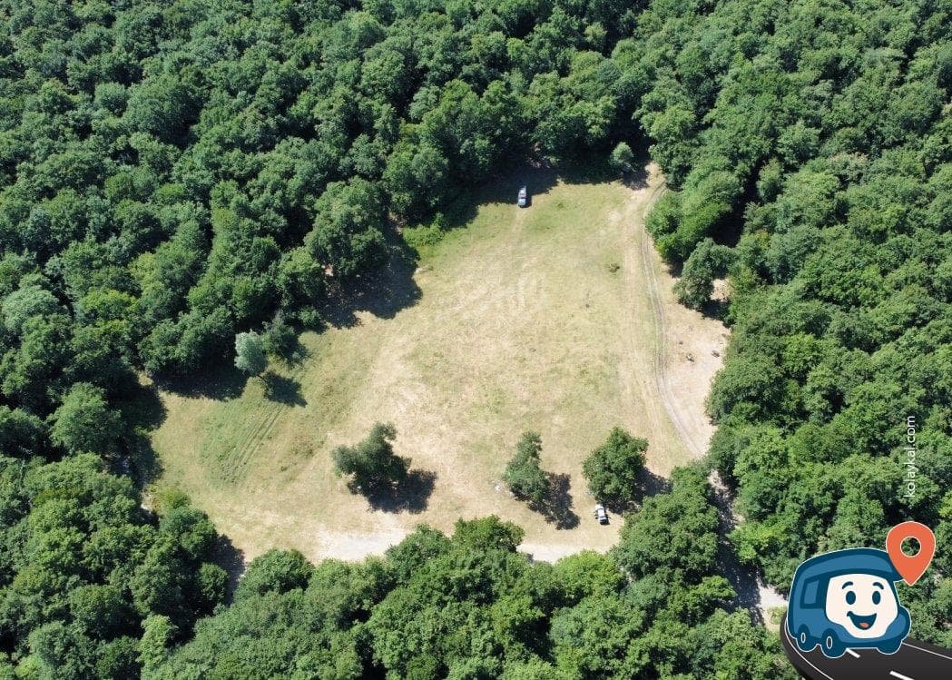 Zonguldak Yolu Üzeri Gölge Kamp ve Piknik Alanı - Çaycuma, foto 3