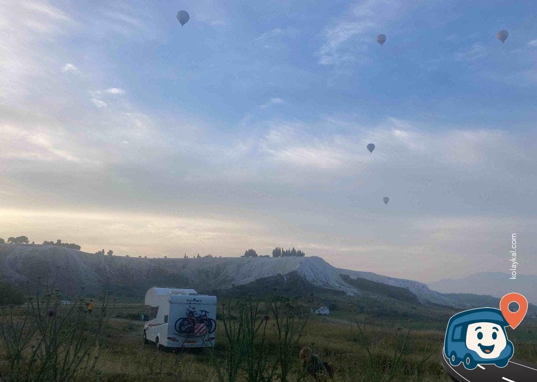 Travertenlerin Altındaki Konaklama Noktası - Pamukkale, Denizli, foto 1