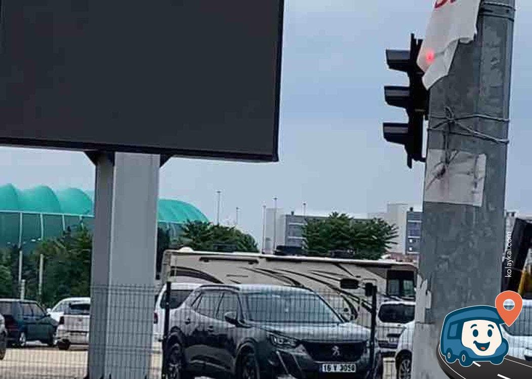 Bursa Sheraton Otel ve Marka Avm Yanı Otopark - Ni̇lüfer, foto 1