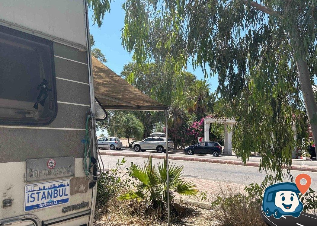 Lara Plajı Yanında Ücretsiz Kamp ve Otopark Alanı - Muratpaşa, Antalya, foto 1