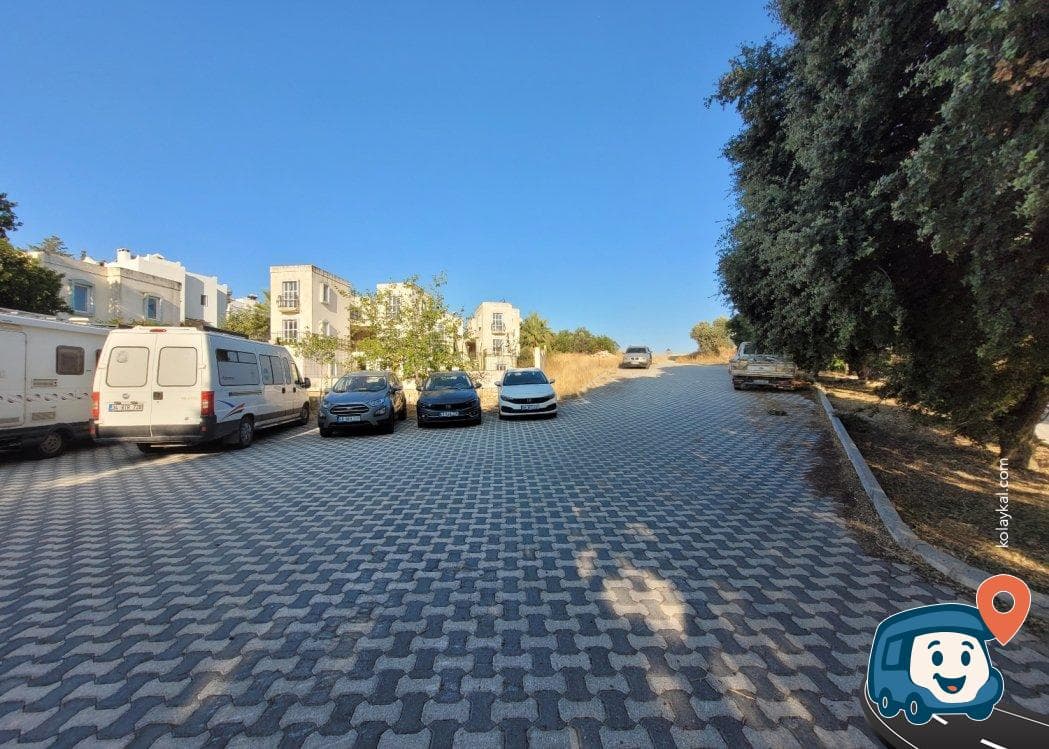 Şehir Merkezine Yakın Gölgeli Sakin Nokta - Bodrum, Muğla, foto 1