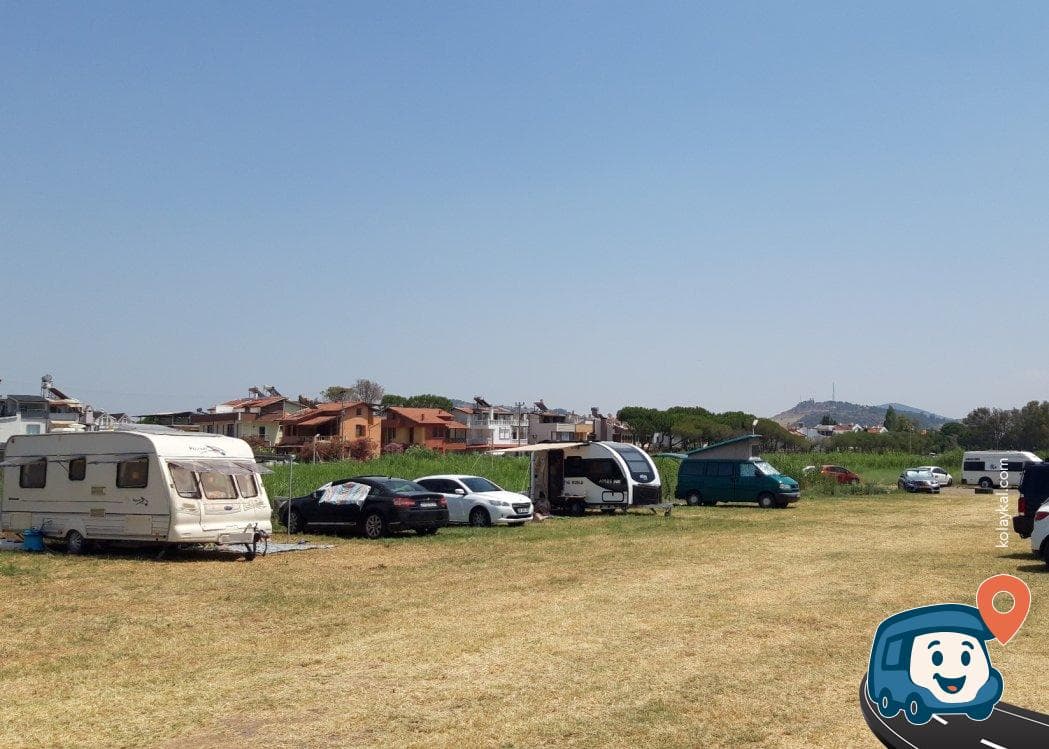 Loca Beach Karavan Kamp Alanı - Dikili, İzmir, foto 1