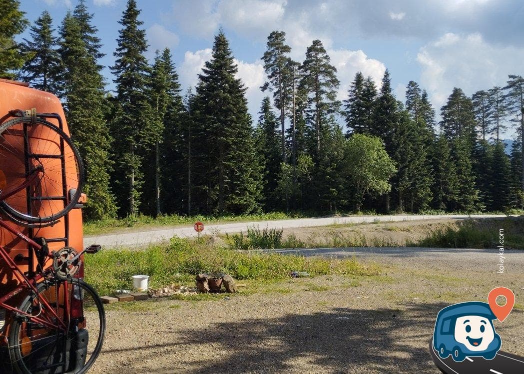 Yedigöller Yolu Orman Kenarı Kamp ve Karavan Alanı - Bolu Merkez, Bolu, foto 2
