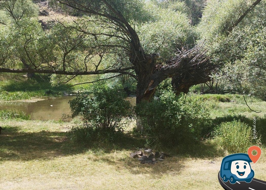 Kızılırmak Kenarı Kamp Alanı ve Troglodit Mağaraları - Orta, Çankırı, foto 2
