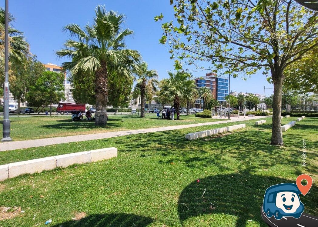 İzmir Sahil Yolu Piknik Alanı ve Otopark - Bayraklı, foto 3