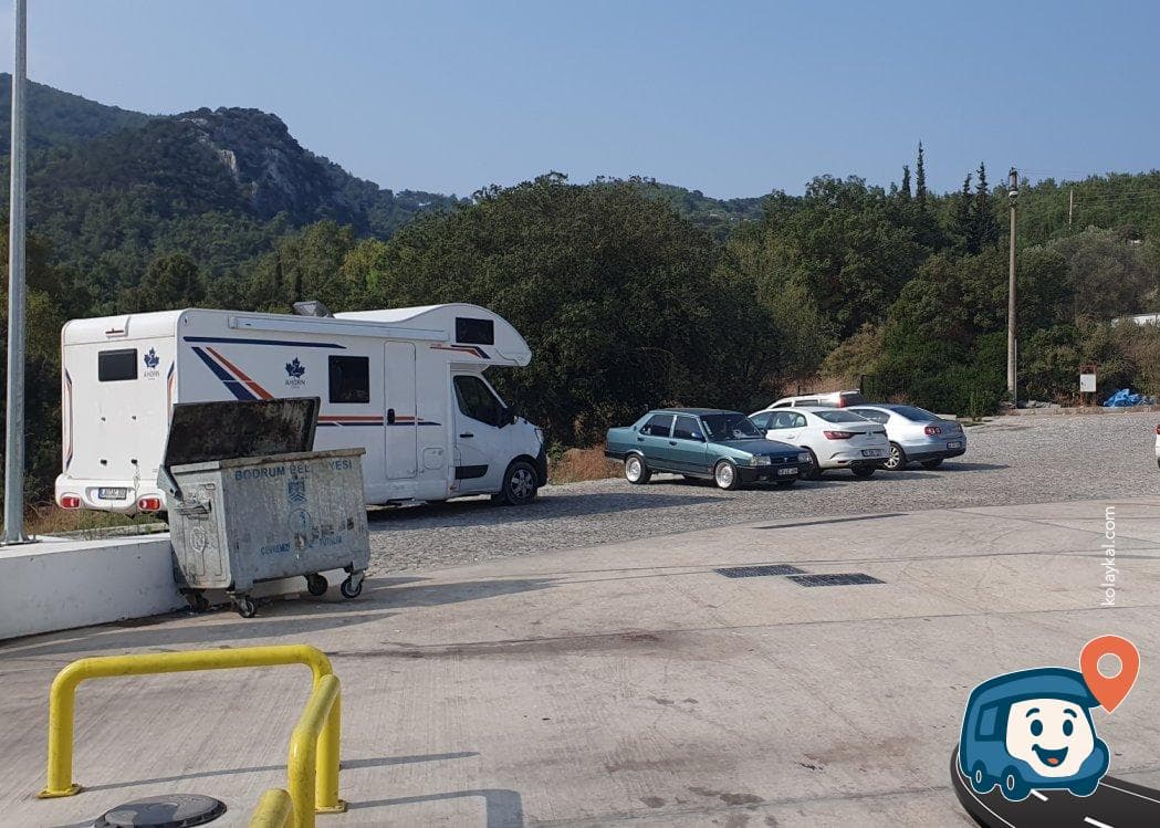 Bp Benzin İstasyonu Yanı Sakin Kamp Alanı - Bodrum, Muğla, foto 1