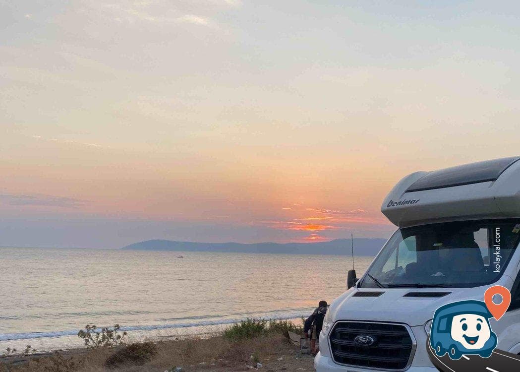 Güneş Batımı Manzaralı Deniz Kenarı Mola Yeri - Seferihisar, İzmir, foto 1
