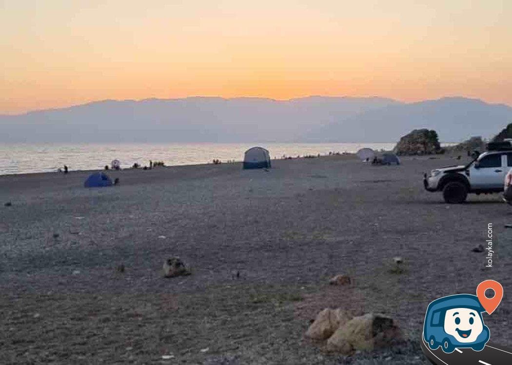Kumluca Sahili Ücretsiz Kamp ve Otopark Alanı - Antalya, foto 1