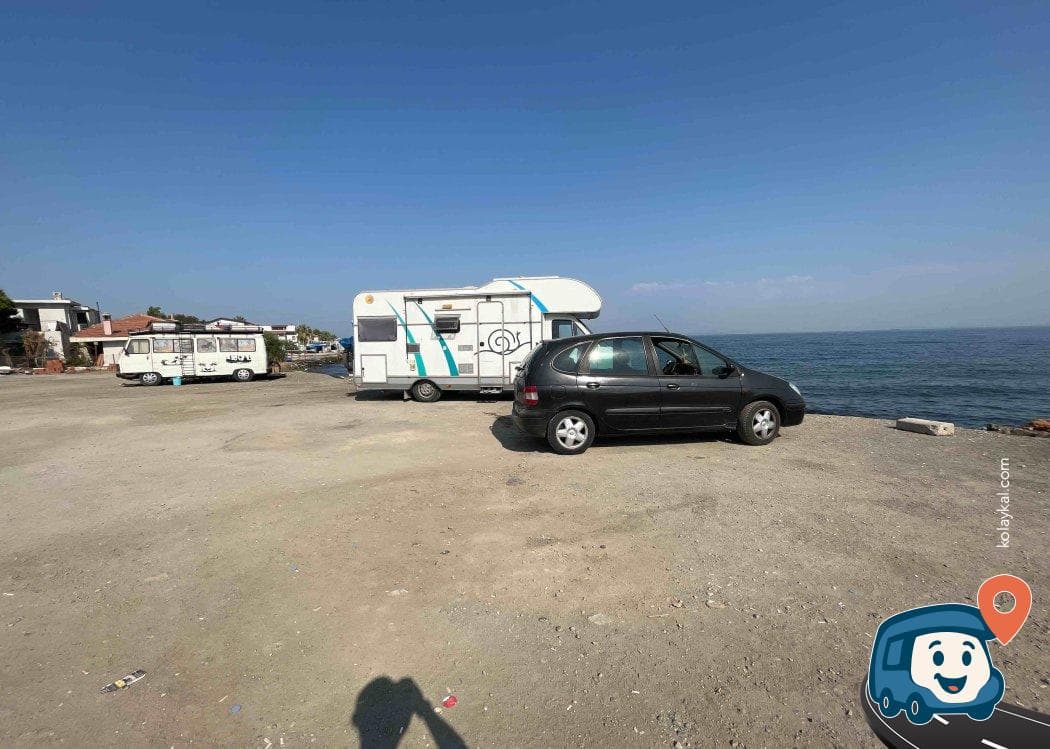 İzmir Sahil Kamp Alanı ve Otopark - Narlıdere, foto 1