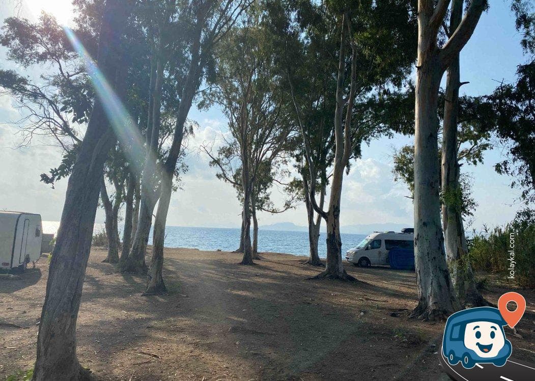 Datça Sahili Günübirlik Otopark ve Gölge Alanı - Muğla, foto 1