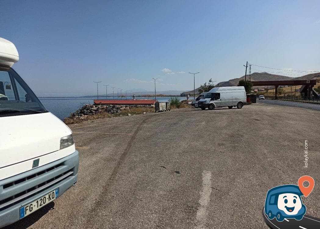 Akdamar Adası İskelesi ve Otoparkı - Gevaş, Van, foto 2