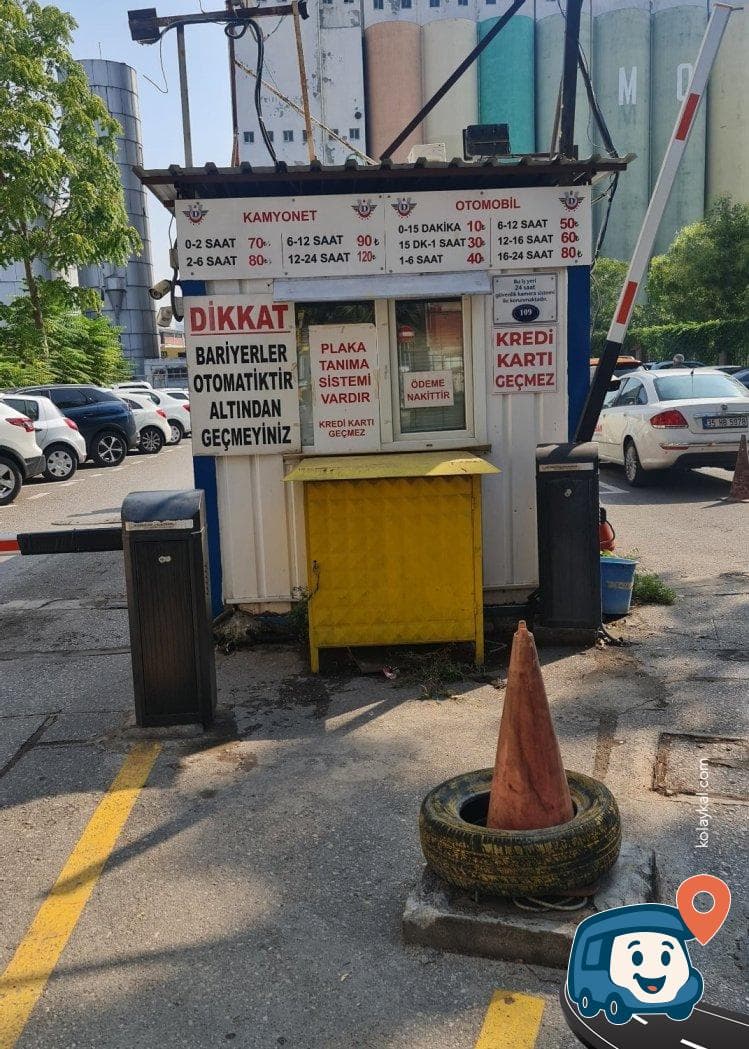 İzmir Alsancak Limanı Otoparkı - Konak, foto 1