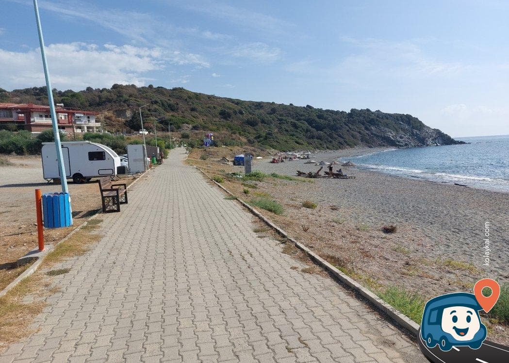 Gümüldür Sahili Kamp ve Karavan Alanı - Seferihisar, İzmir, foto 1
