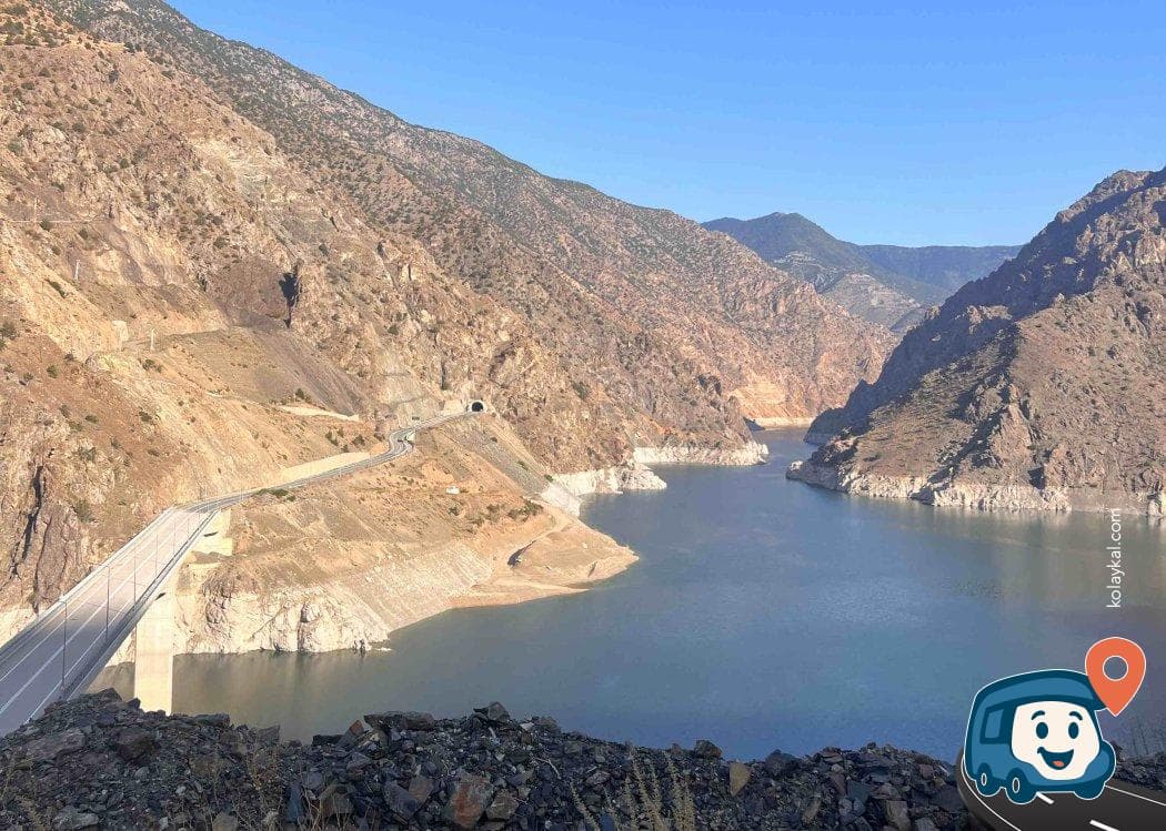 Artvin Baraj Gölü Manzaralı Kamp ve Dinlenme Noktası - Artvin Merkez, foto 2
