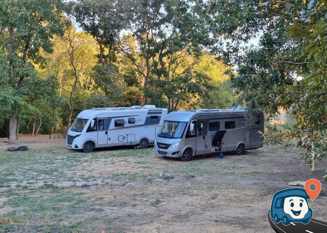 Kilyos Kabakça'da Gölge ve Düz Otopark ve Piknik Alanı - Çatalca, İstanbul, foto 1