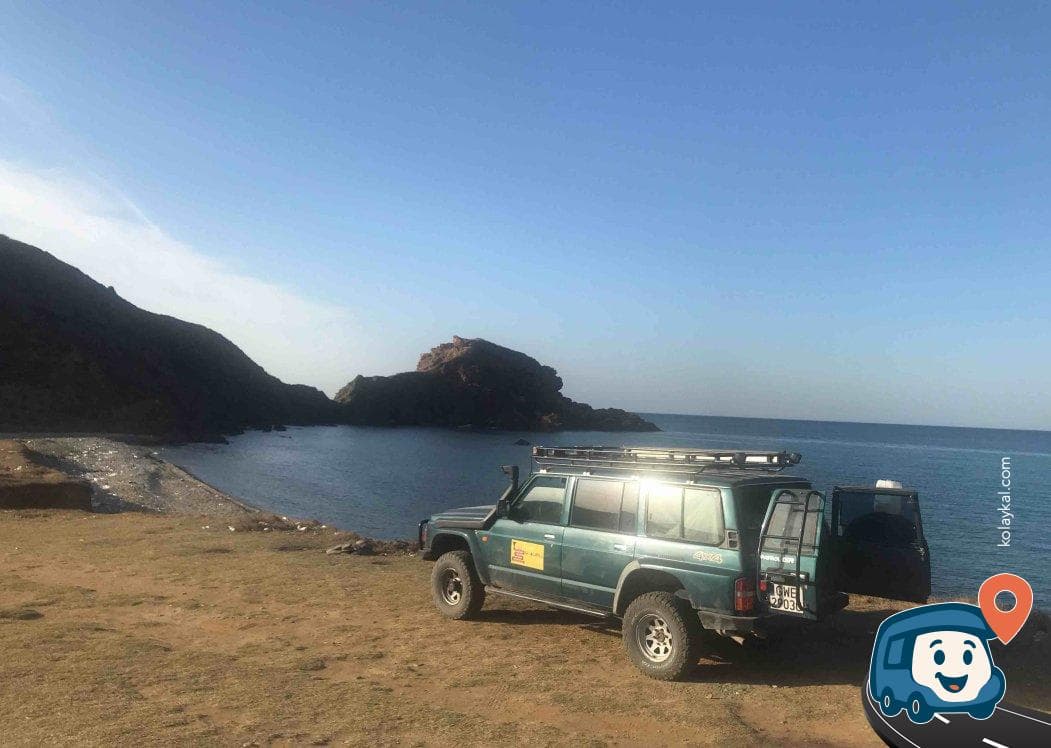 Küçük Koy Kenarı Kayalık Plaj Kamp Alanı - Erdek, Balıkesir, foto 2