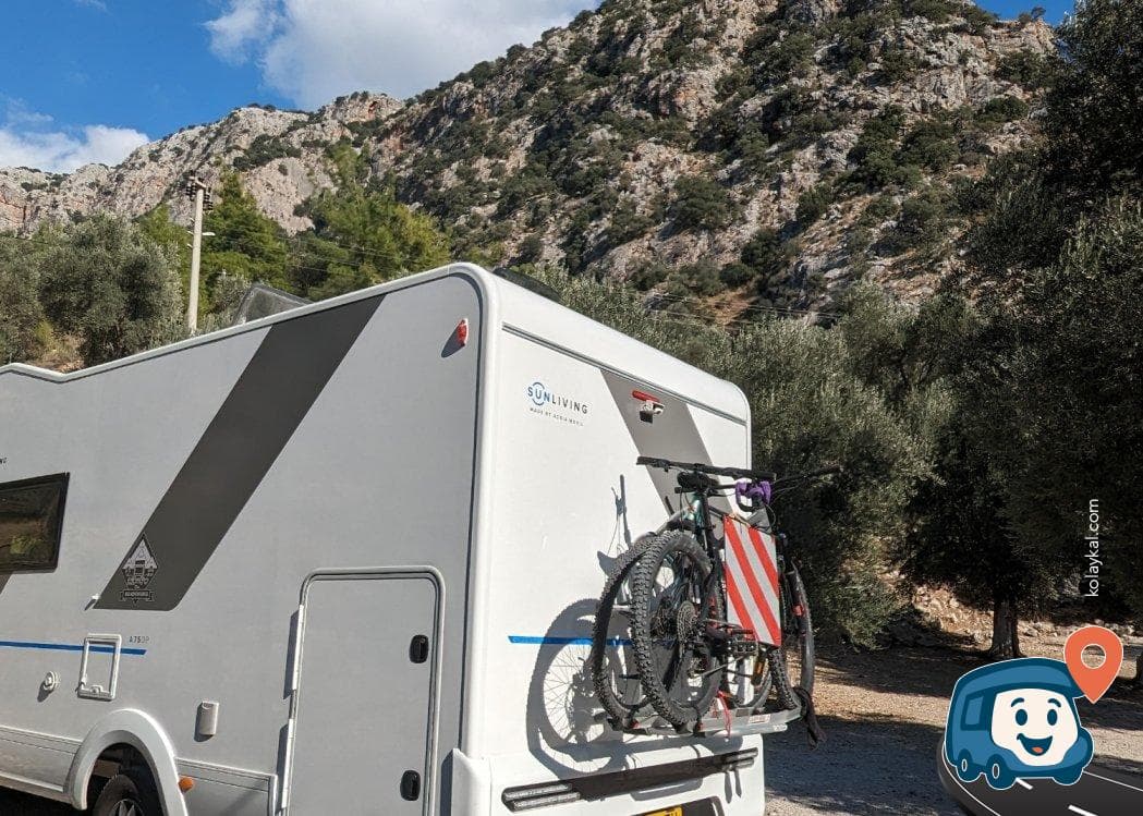 Saklıkent Kanyonu Kamp ve Otopark Alanı - Seydikemer, Muğla, foto 1