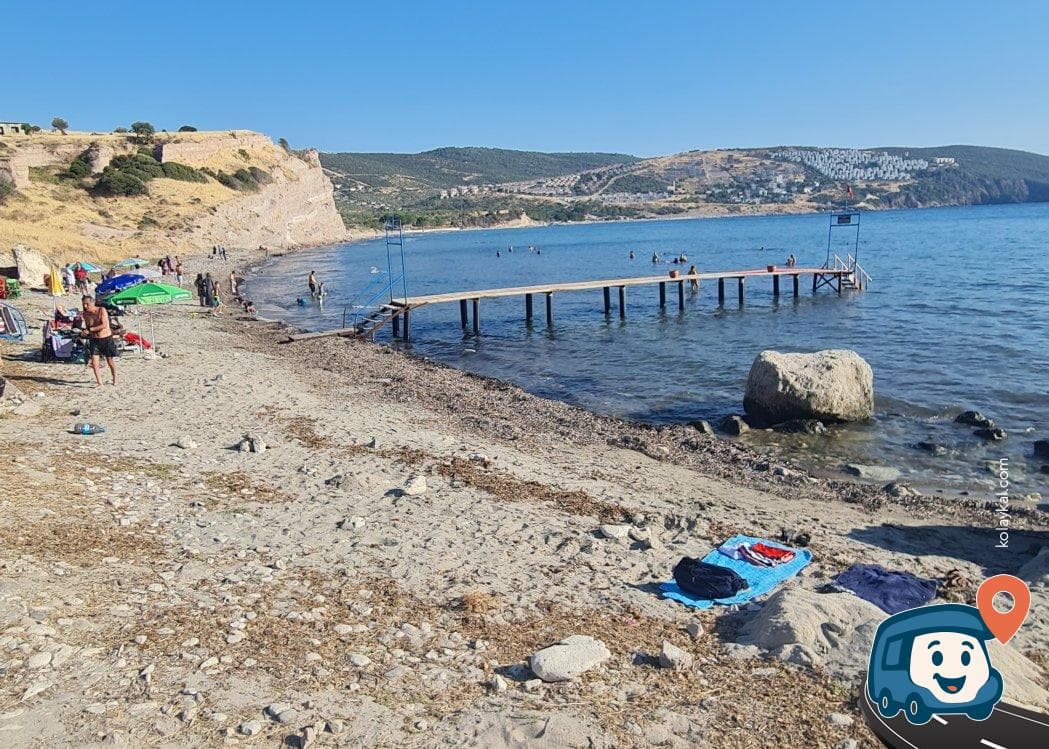 Sakin Koyda Manzaralı Kamp ve Park Yeri - Unknown, foto 3