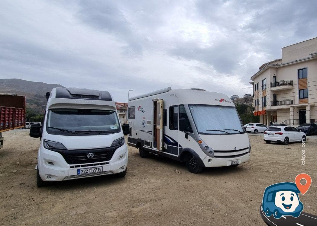 Gökçeada Merkez Otopark ve Market - Çanakkale, foto 1