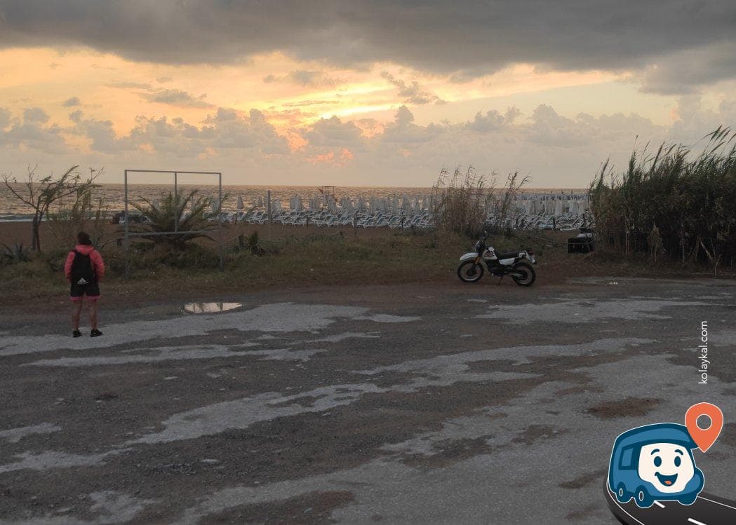 Antalya Sahili Otoparkı (kamp Yasak) - Manavgat, foto 2