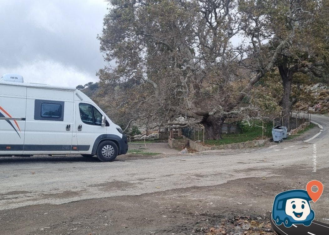 Gökçeada Halk Plajı Yakını Ücretsiz Kamp ve Otopark Alanı - Çanakkale, foto 2