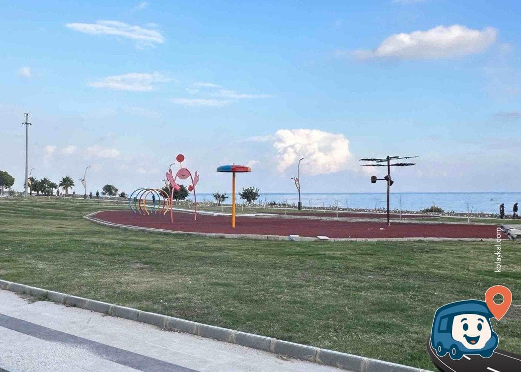 Mersin Sahil Yolu Ücretsiz Park Alanı - Silifke, foto 2