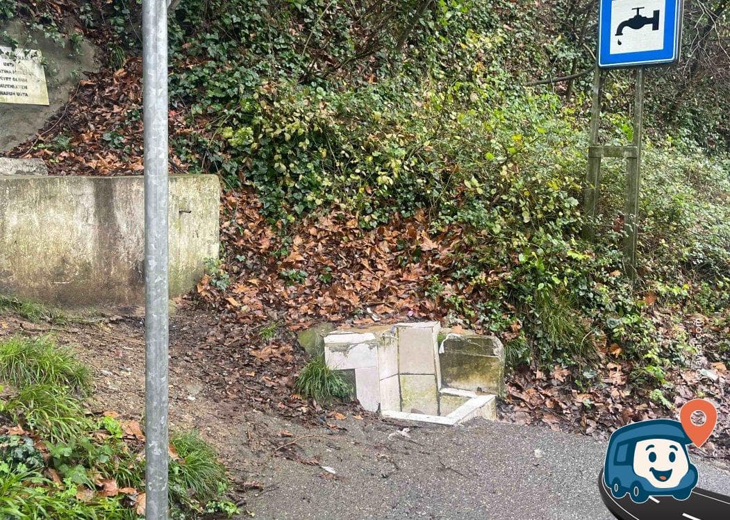 Beykoz Sırmakeş Yolu Üzeri Ücretsiz Su Kaynağı - İstanbul, foto 1